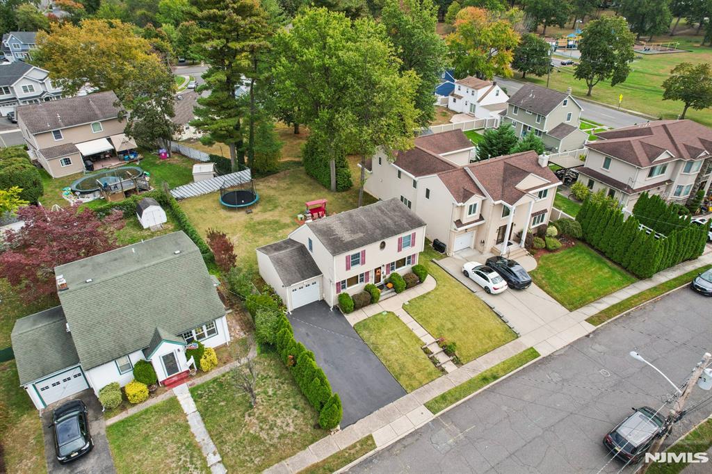 12-11 Scribner Road