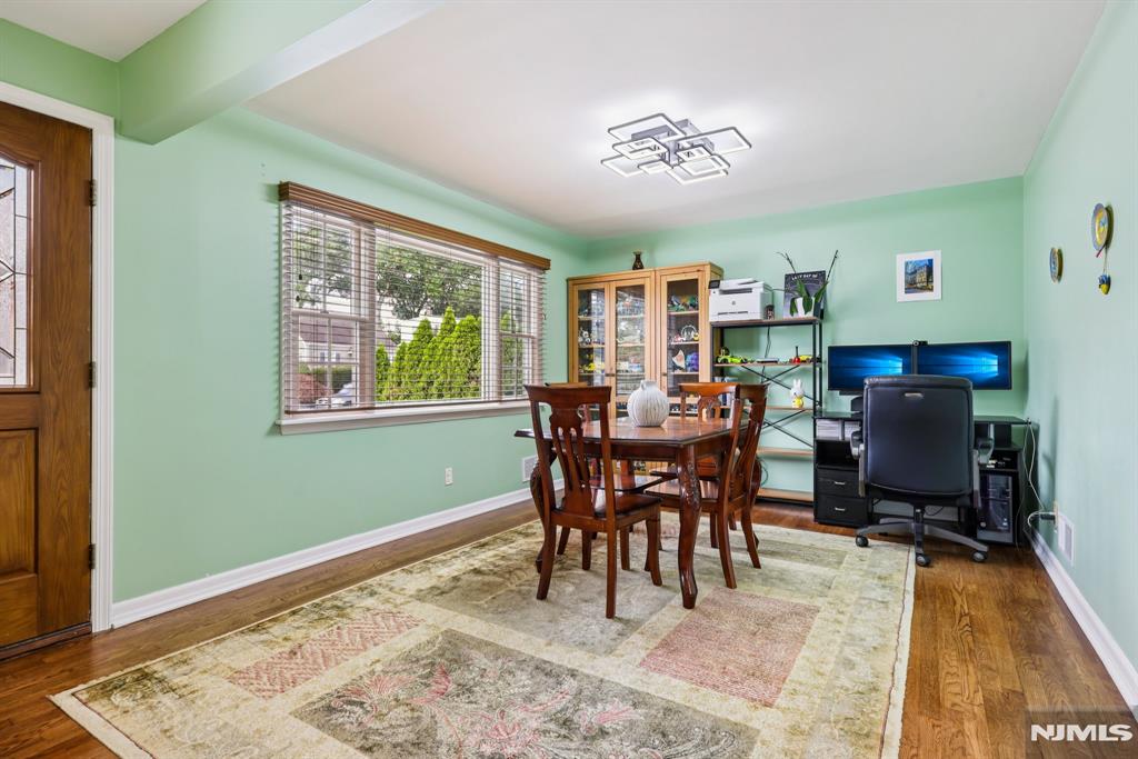 12-11 Scribner Road