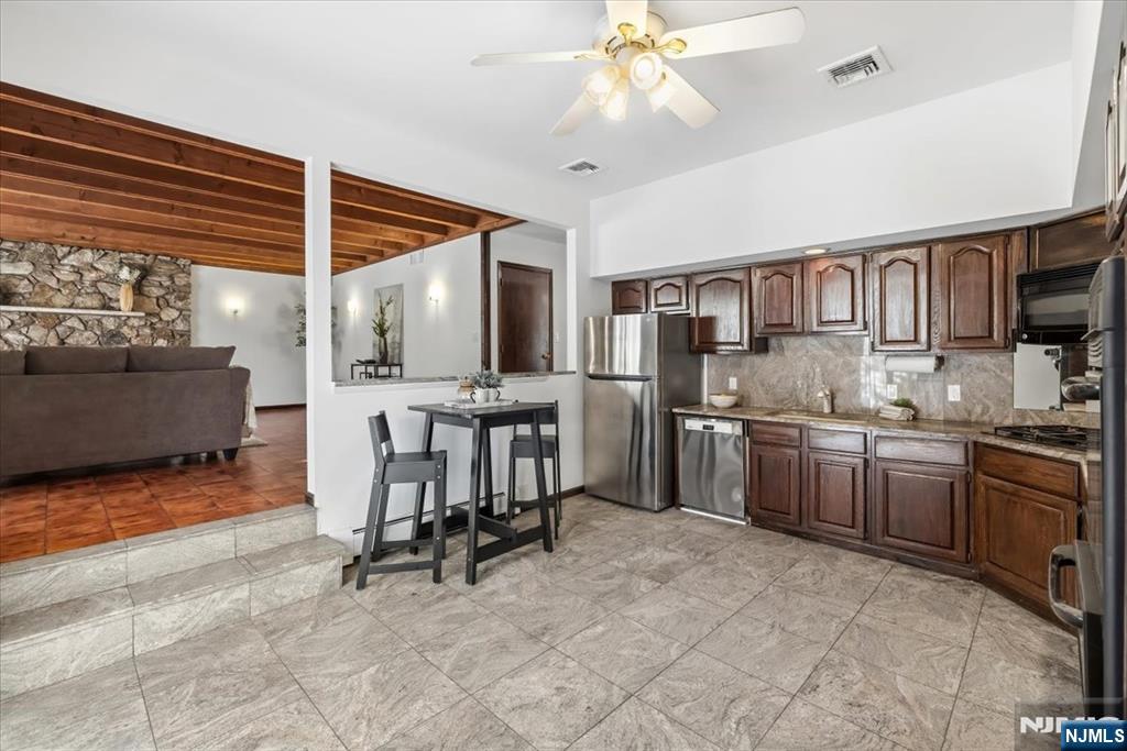 360 Valley View Avenue