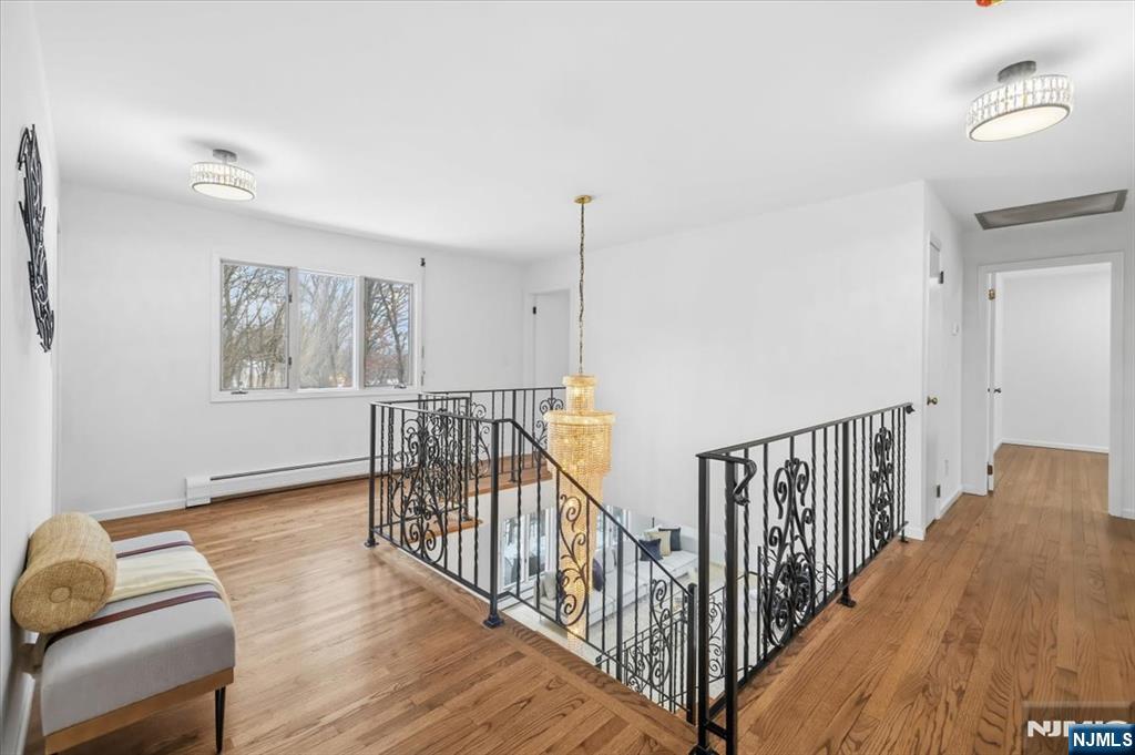 360 Valley View Avenue