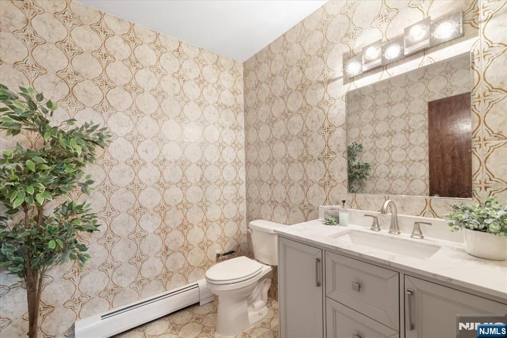 360 Valley View Avenue