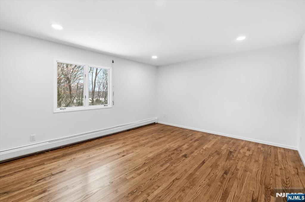 360 Valley View Avenue