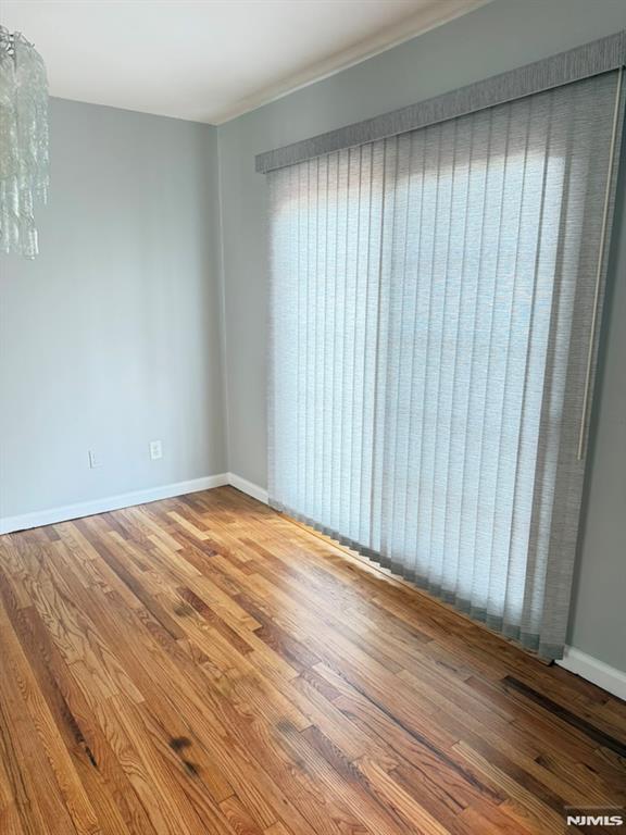 155 E Village Circle