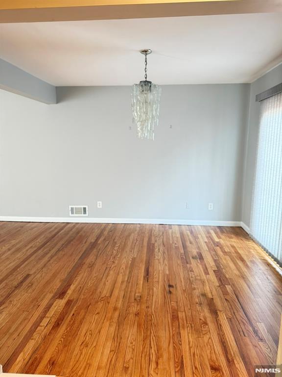 155 E Village Circle