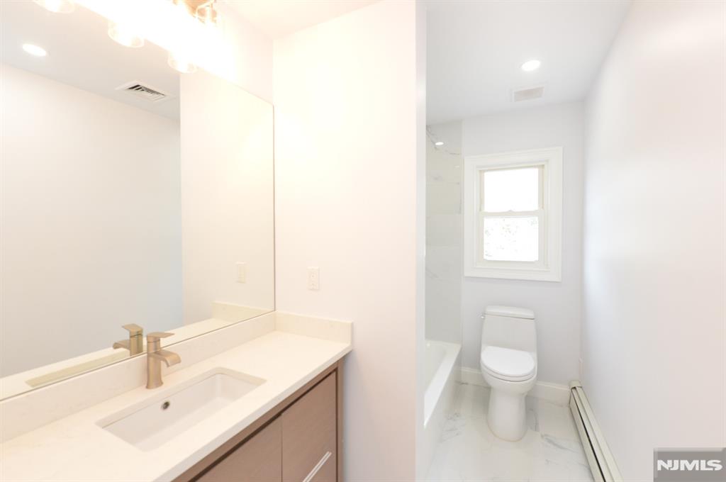 269 Columbia Terrace