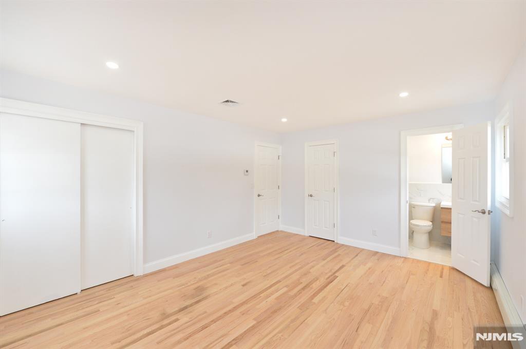 269 Columbia Terrace