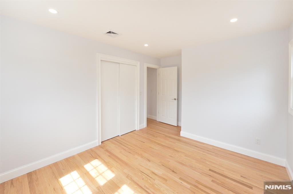 269 Columbia Terrace