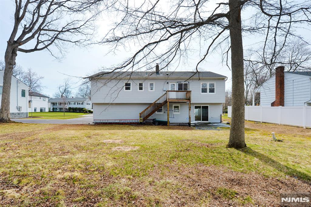 269 Columbia Terrace