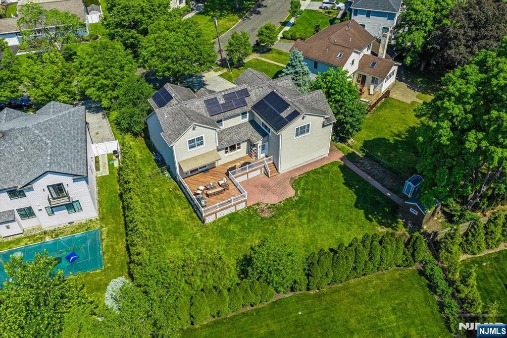 254 Hoppers Lane