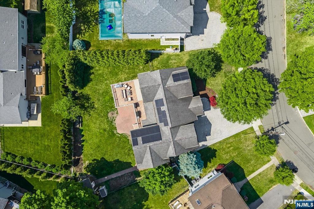 254 Hoppers Lane