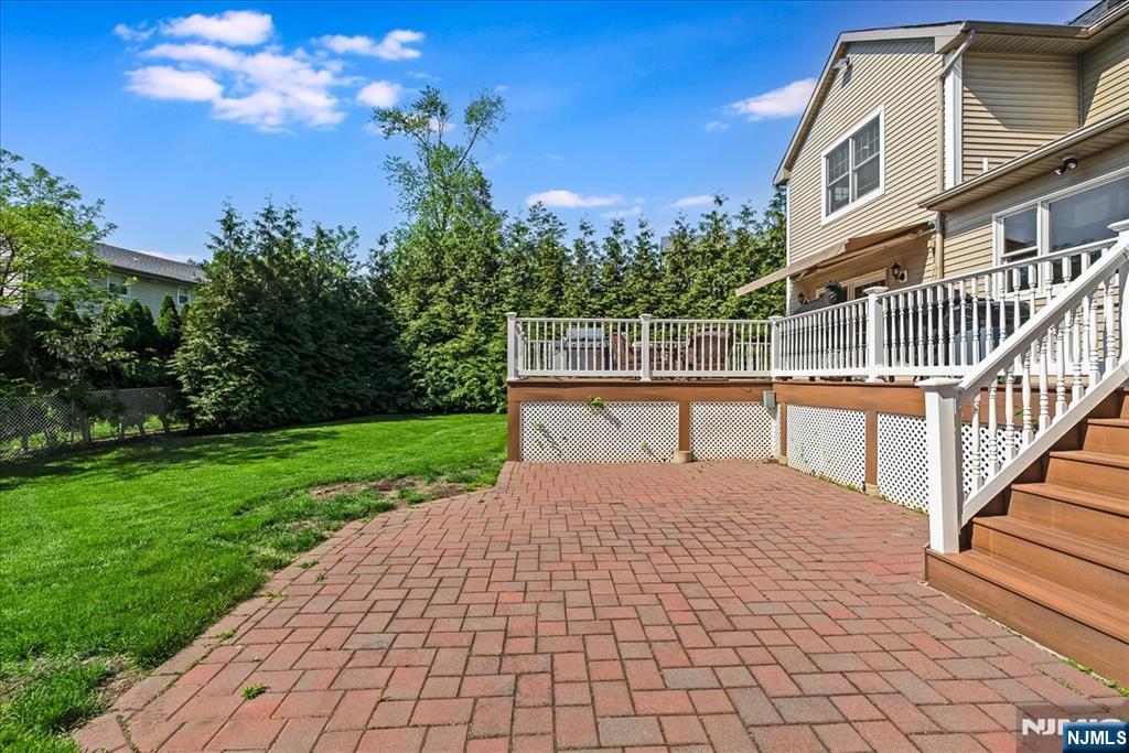 254 Hoppers Lane