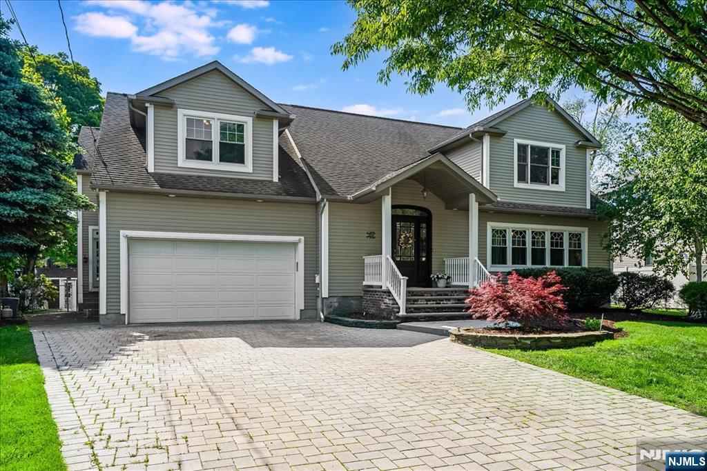 254 Hoppers Lane