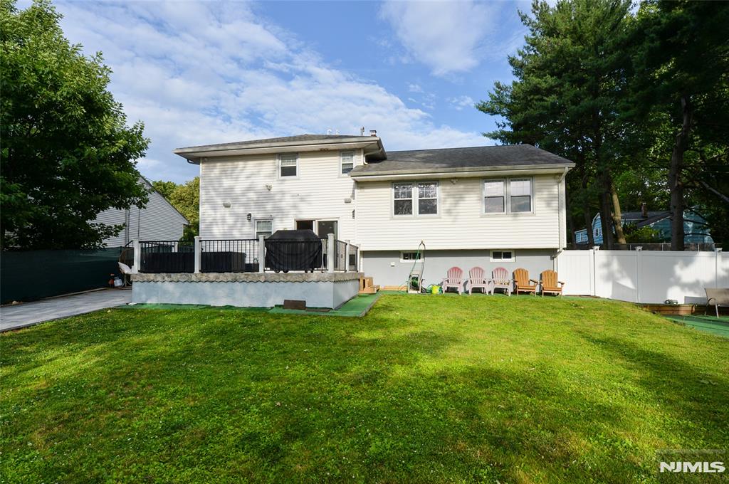 154 Middlesex Avenue