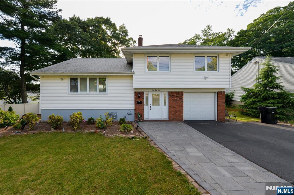 154 Middlesex Avenue