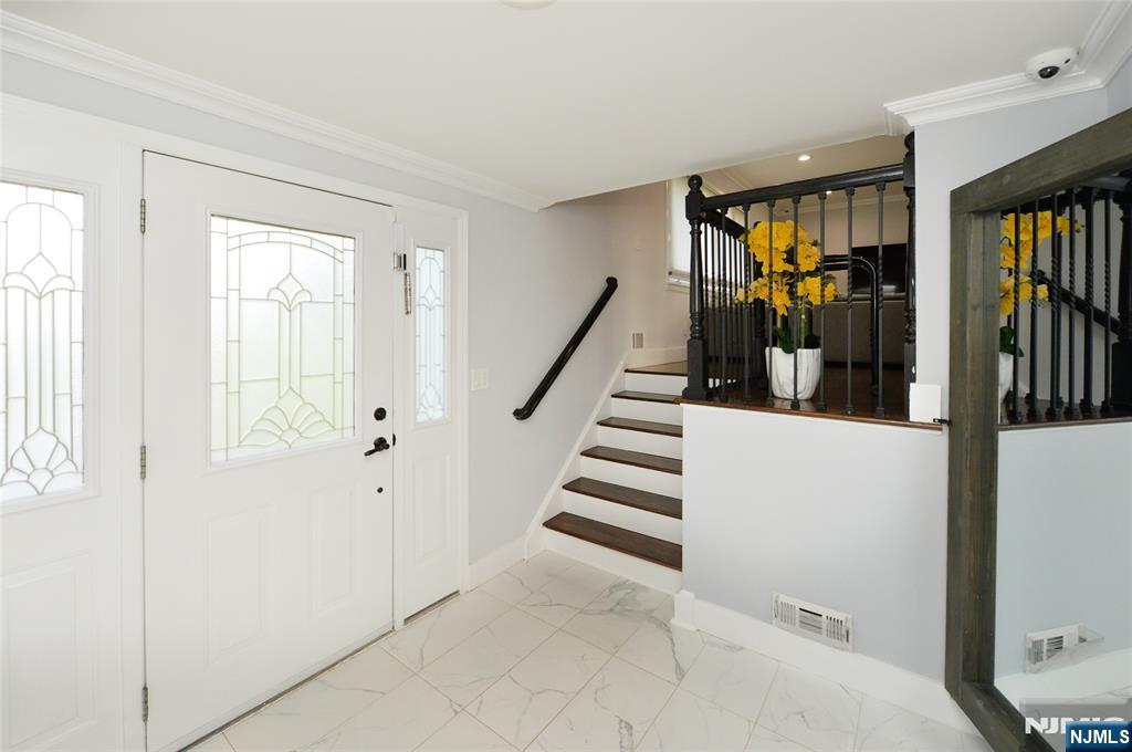 154 Middlesex Avenue