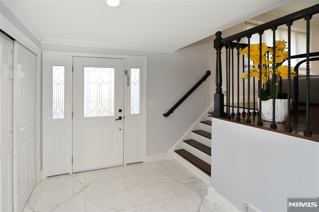 154 Middlesex Avenue