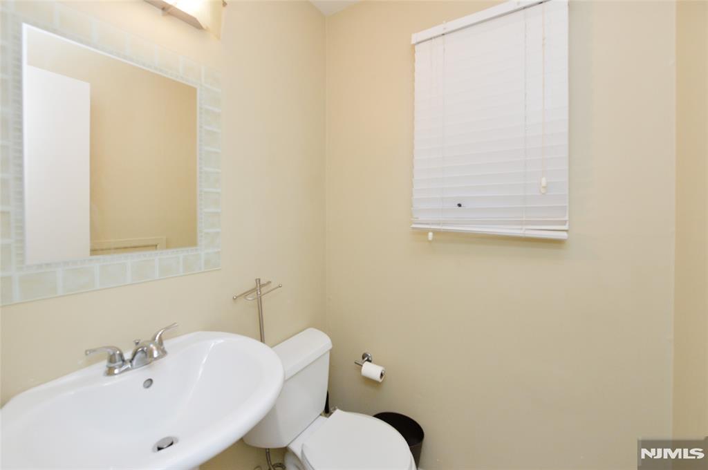 85B PRIMROSE Lane 85b