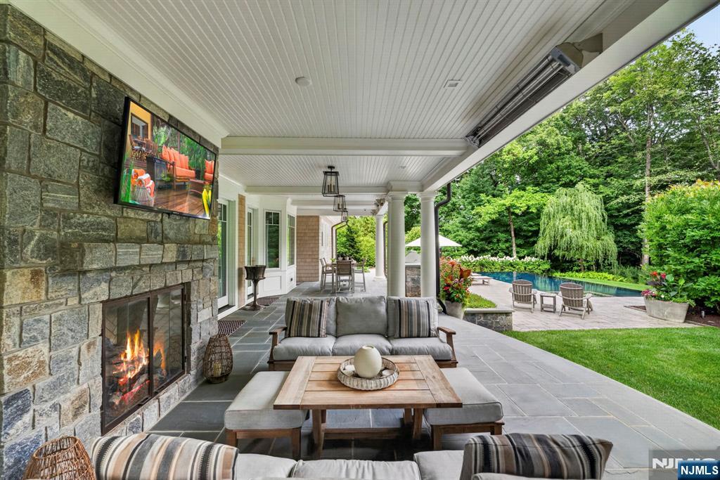 555 Miller Court