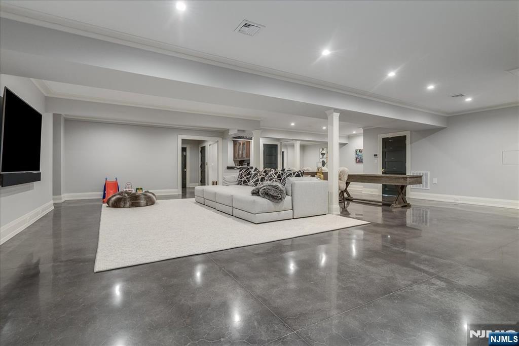 555 Miller Court