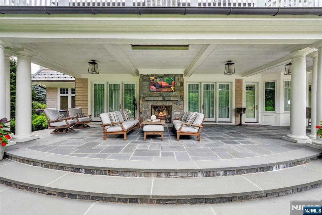555 Miller Court
