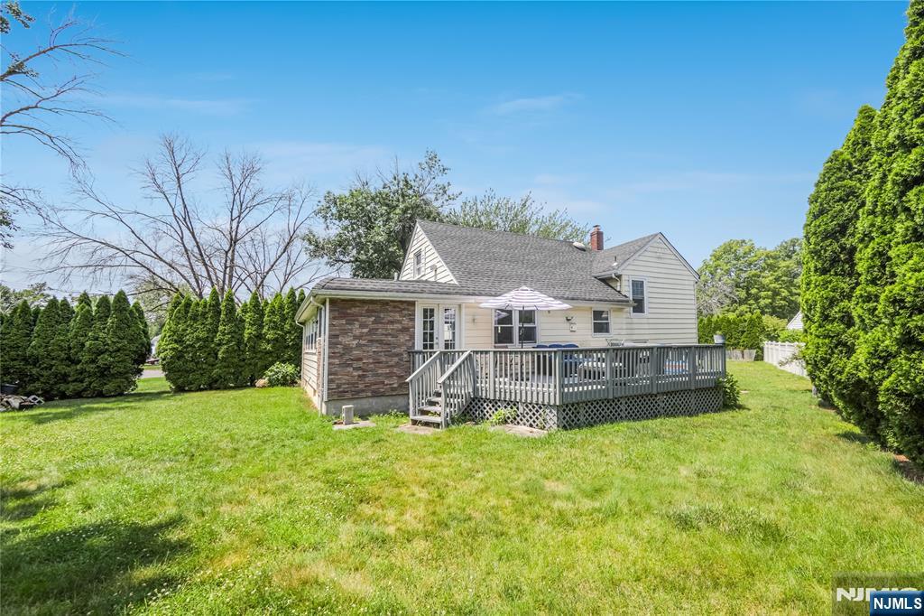 122 Village Circle West