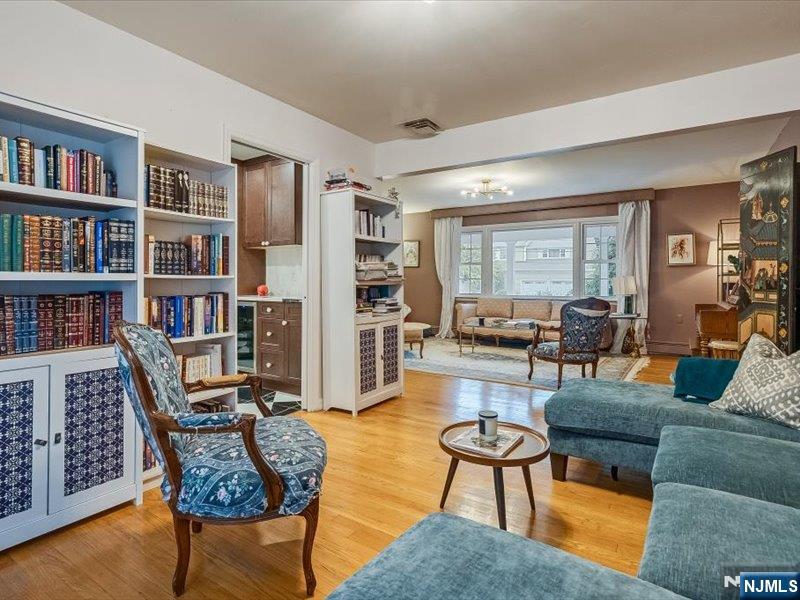372 McKinley Boulevard