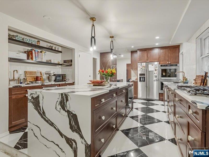 372 McKinley Boulevard