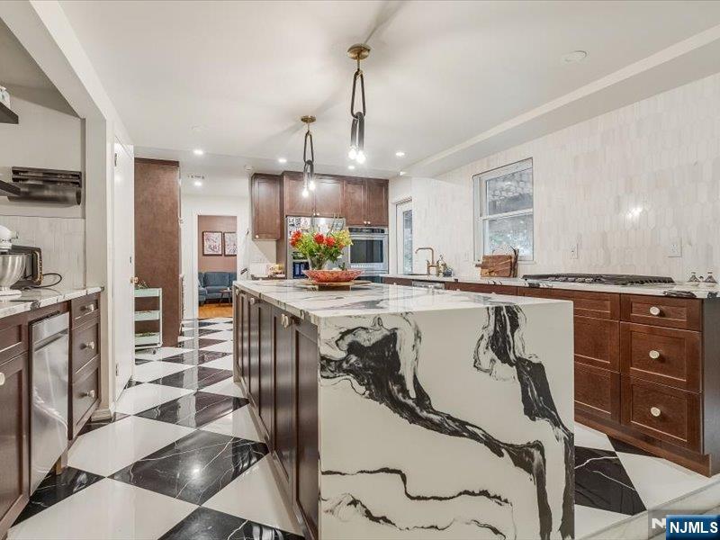 372 McKinley Boulevard