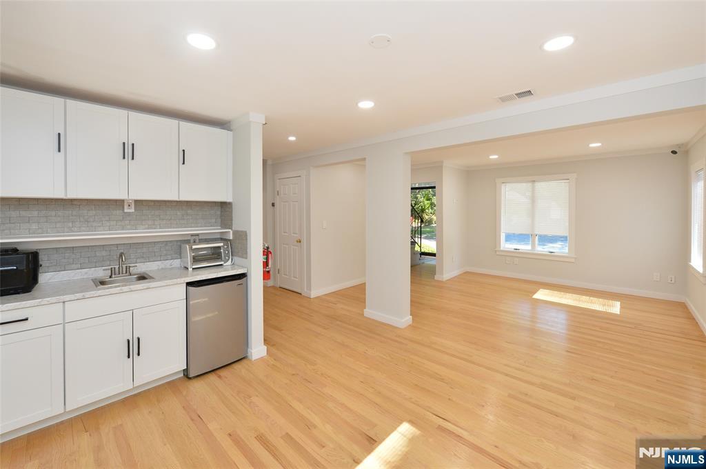 24 Farview Terrace