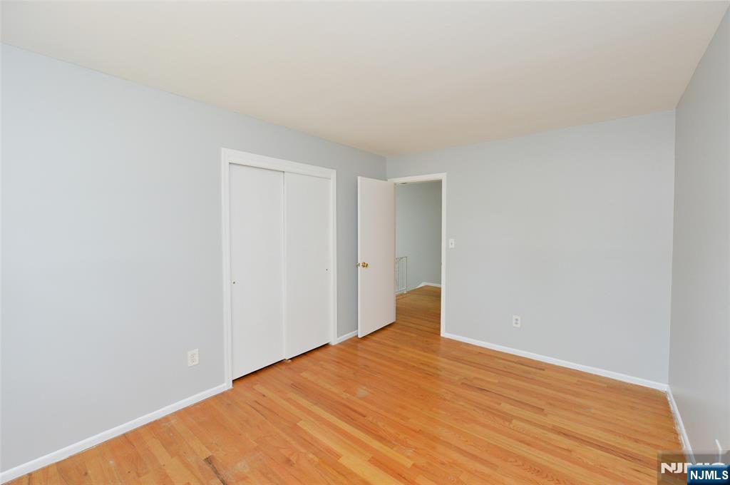 85 Primrose Lane B