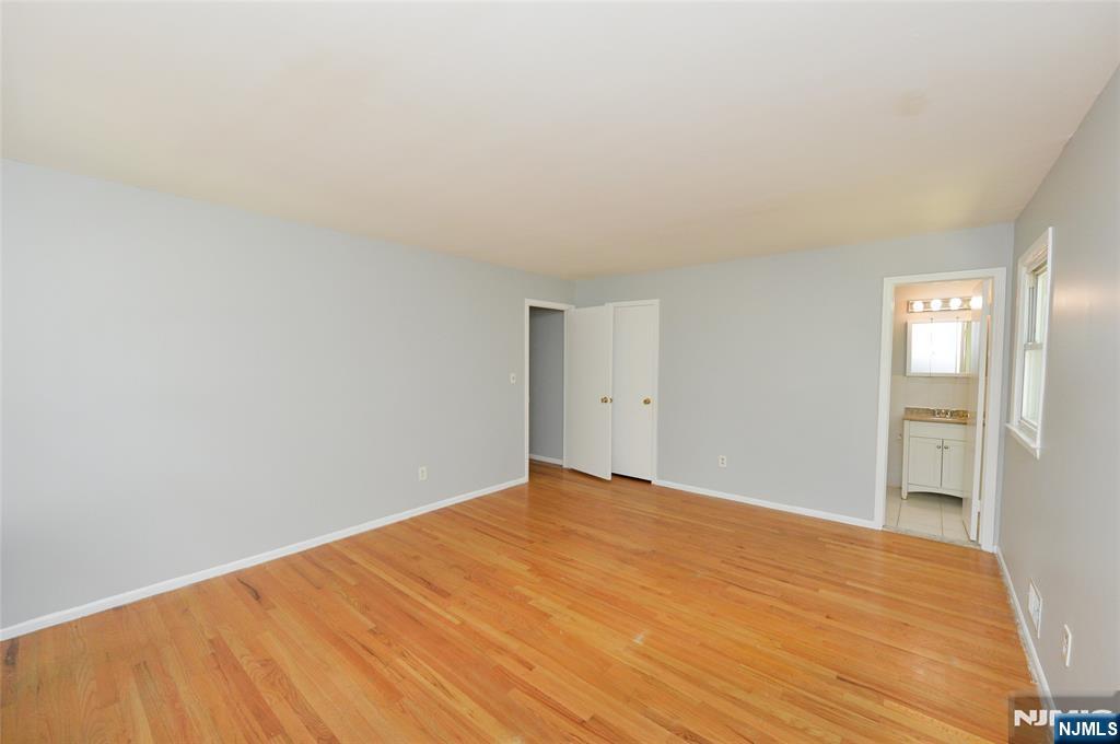 85 Primrose Lane B