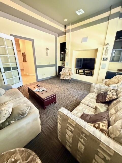 9209 Myrtlewood Circle W 9209