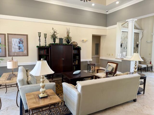 9209 Myrtlewood Circle W 9209