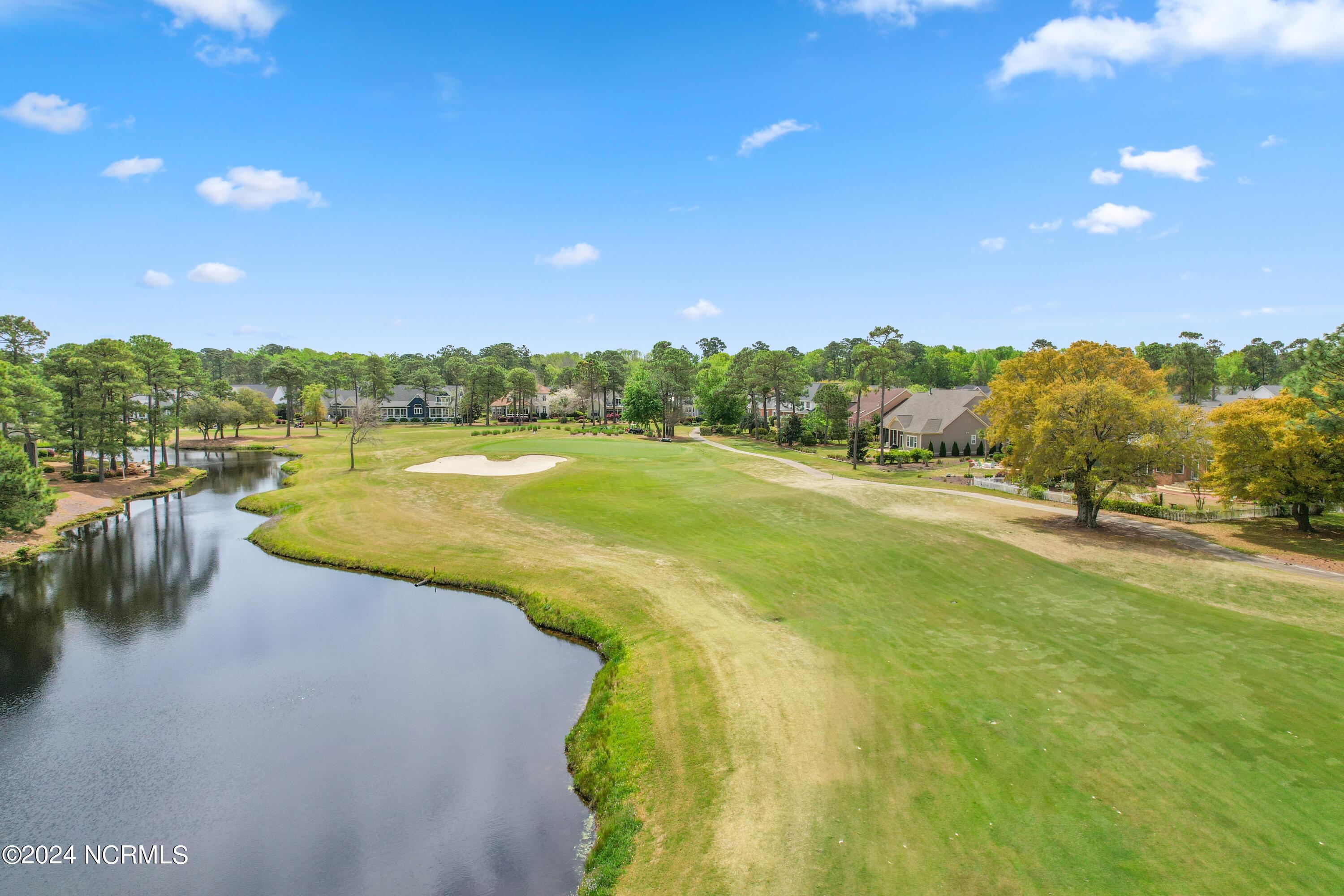 2732 Harbormaster Drive SE