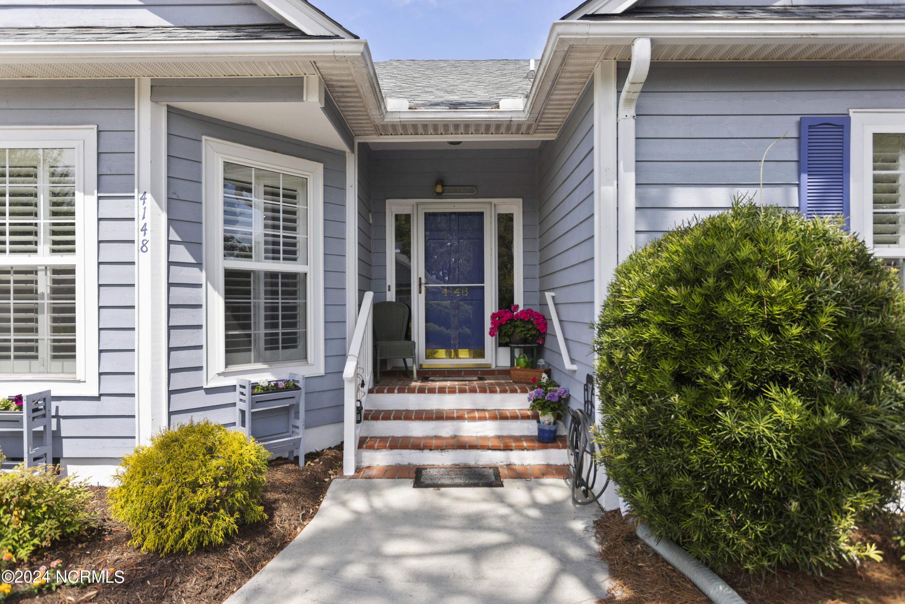 4148 Devonshire Lane SE