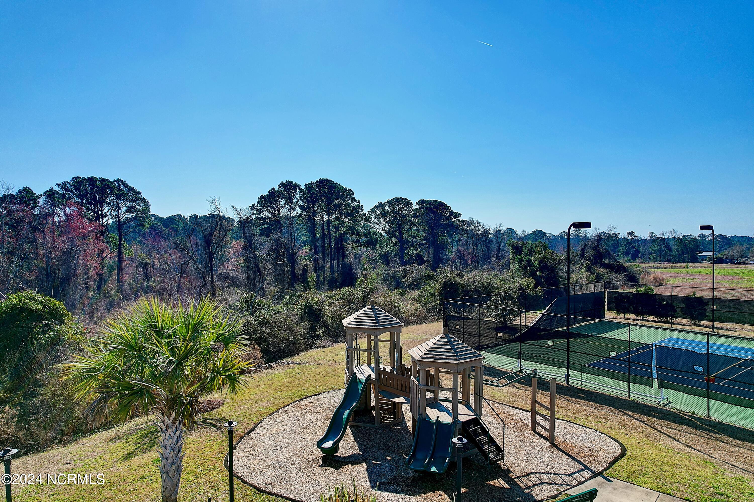 5266 Windward Way