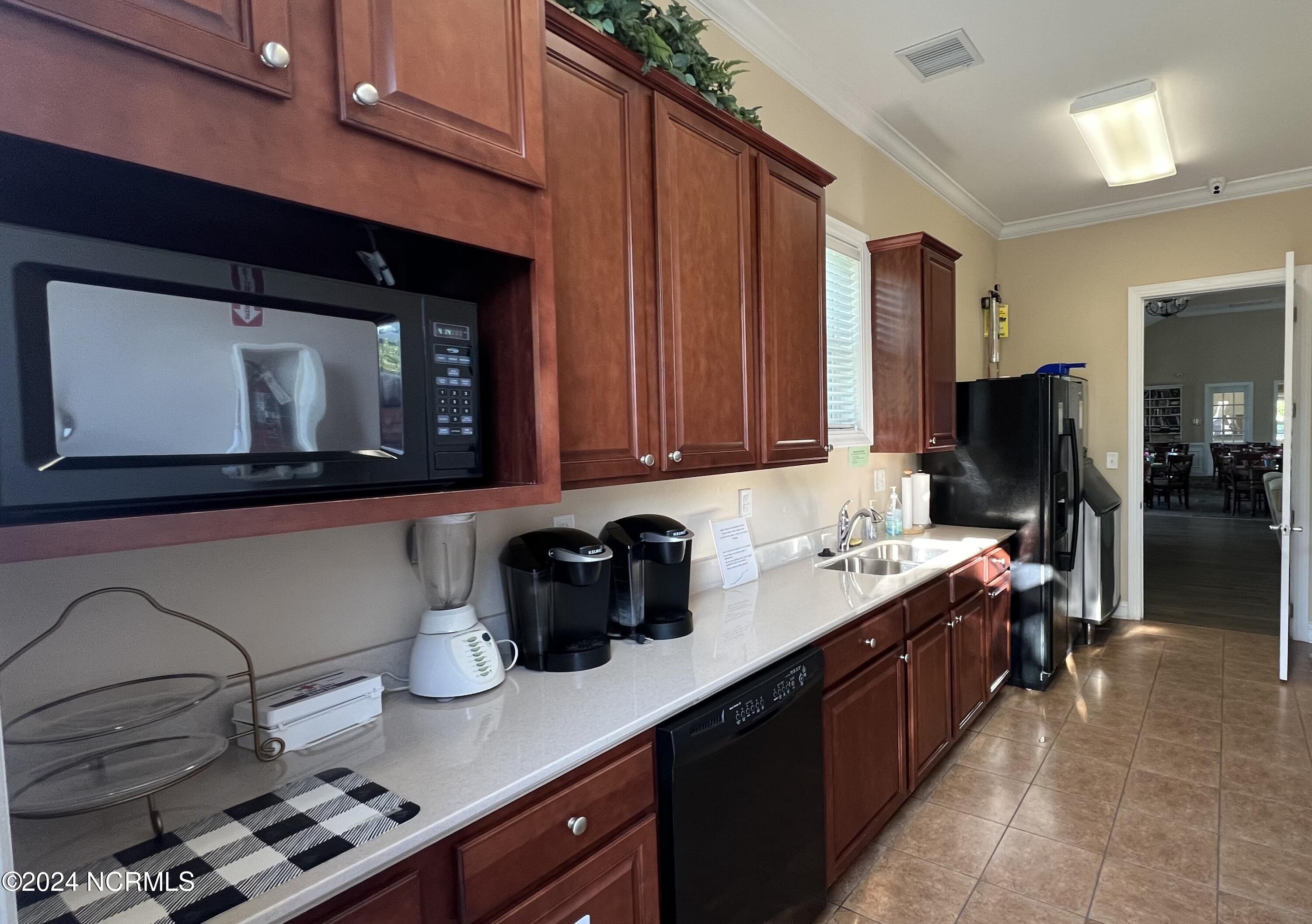 5266 Windward Way