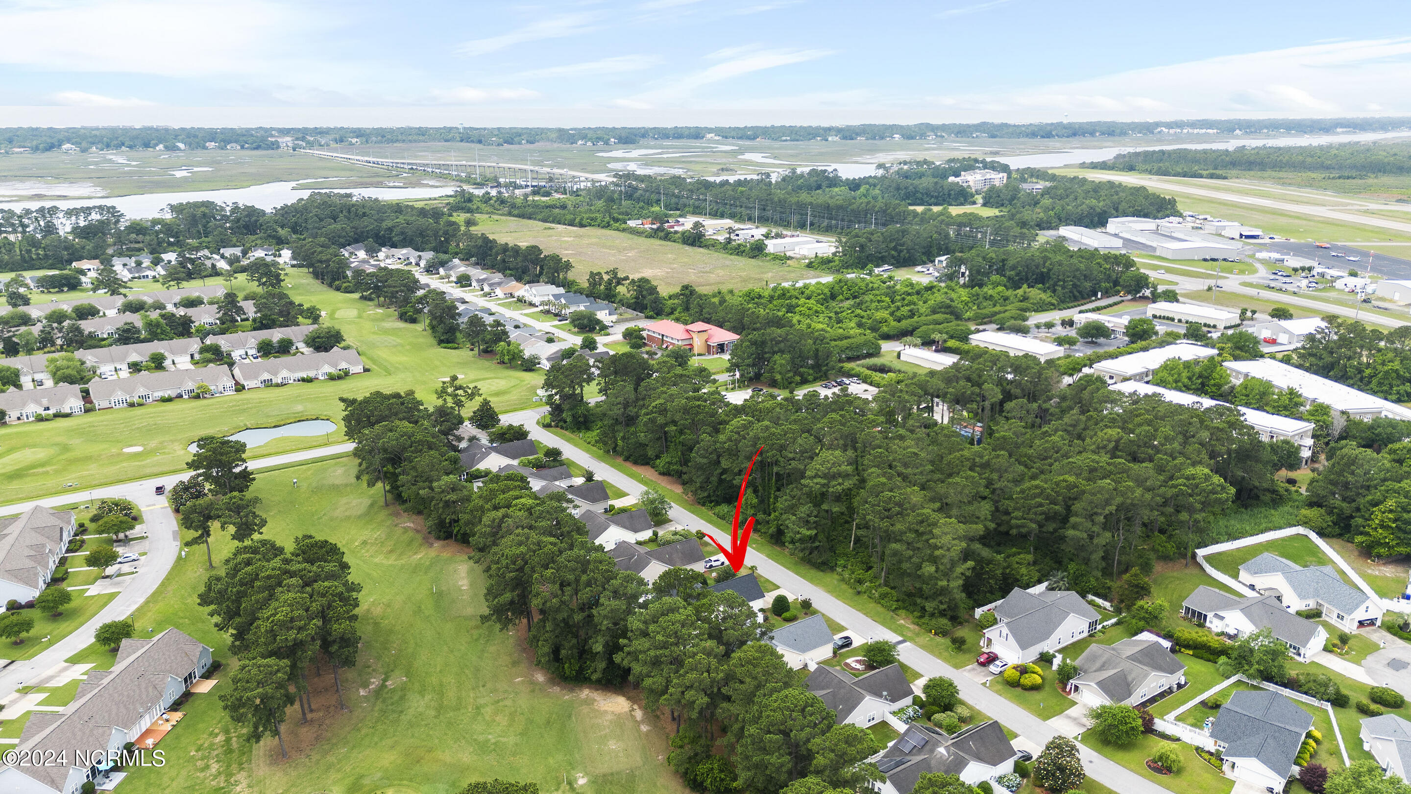 4989 Glen Cove Drive SE
