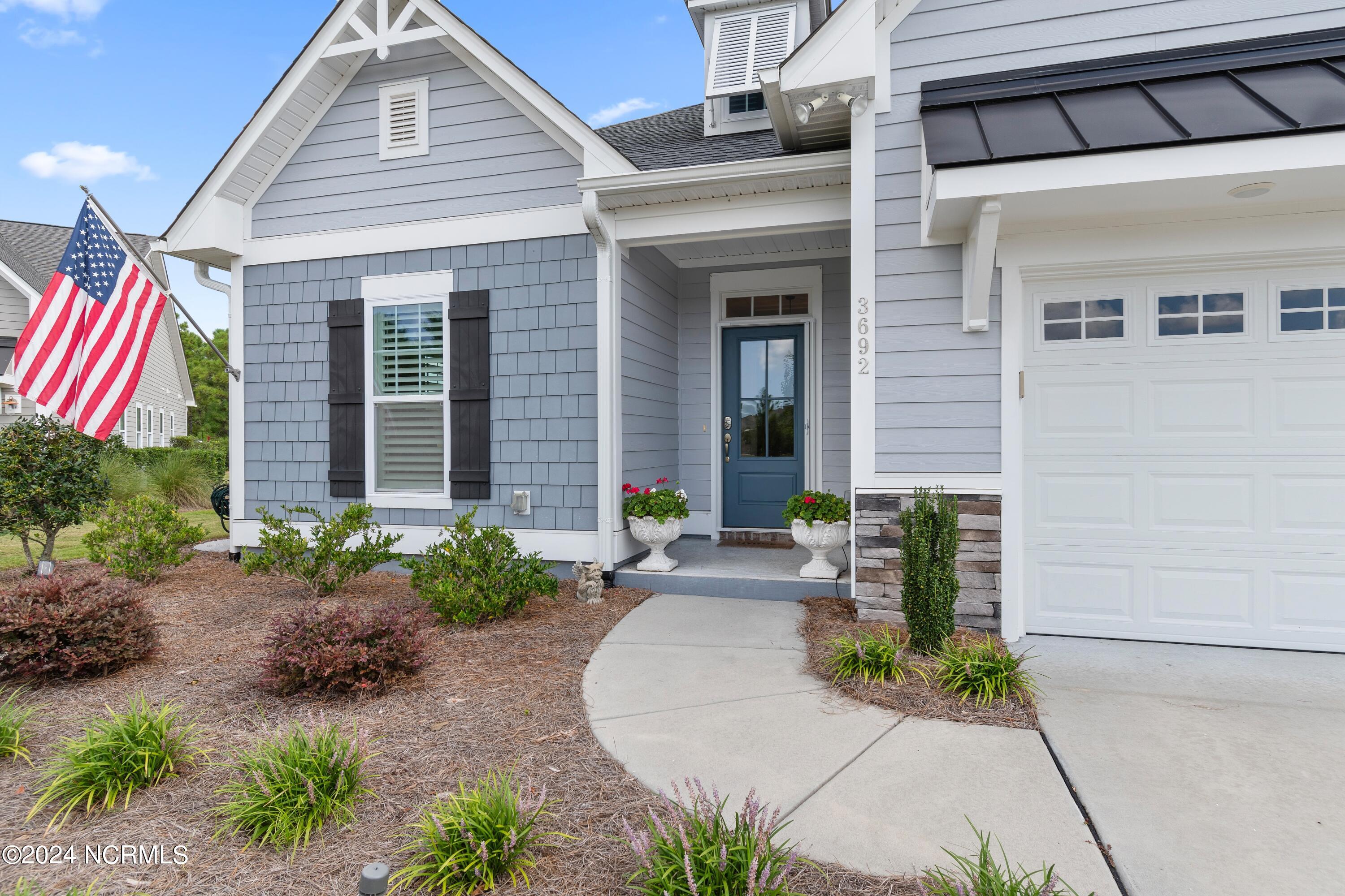 3692 Gardenia Lane