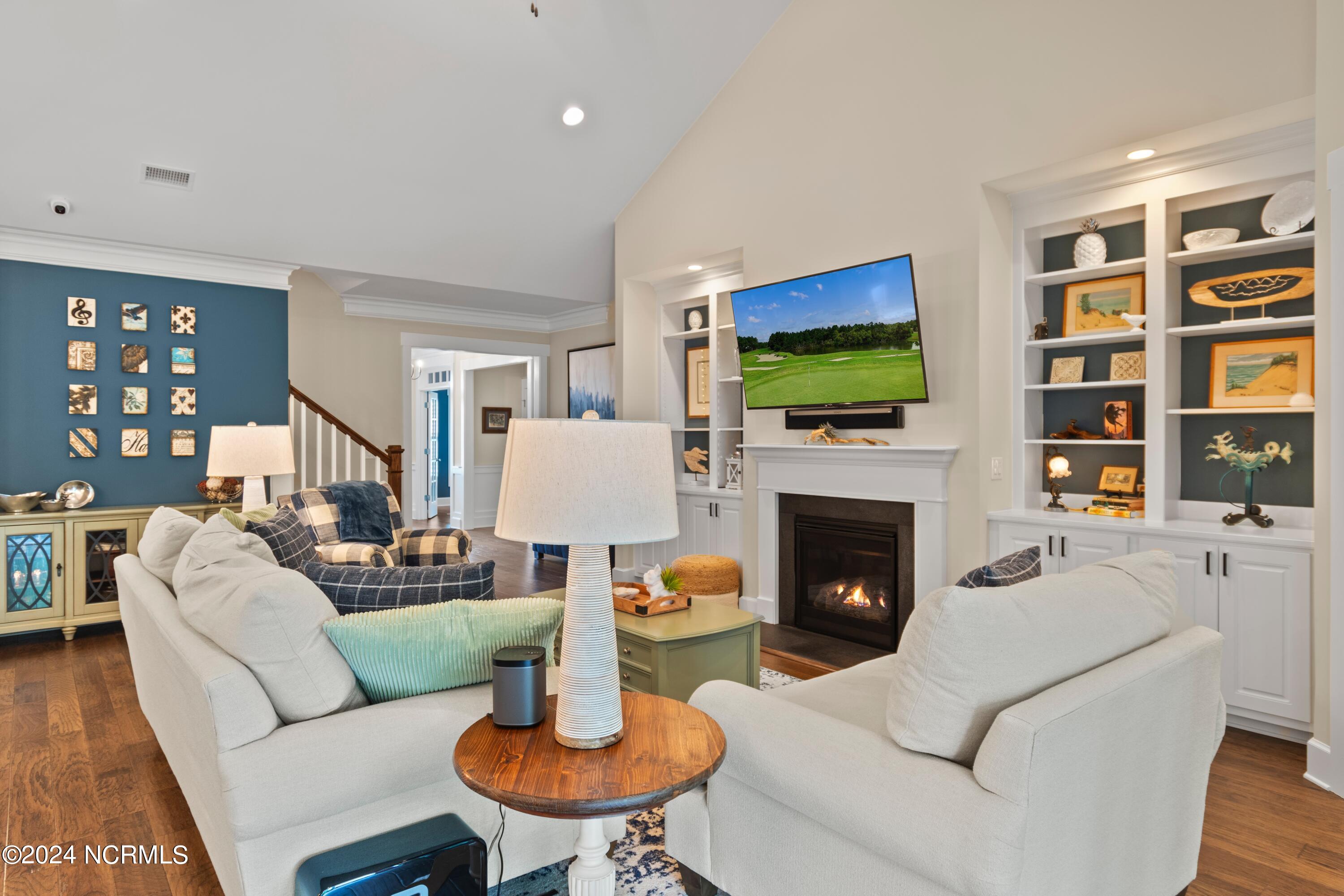 3692 Gardenia Lane