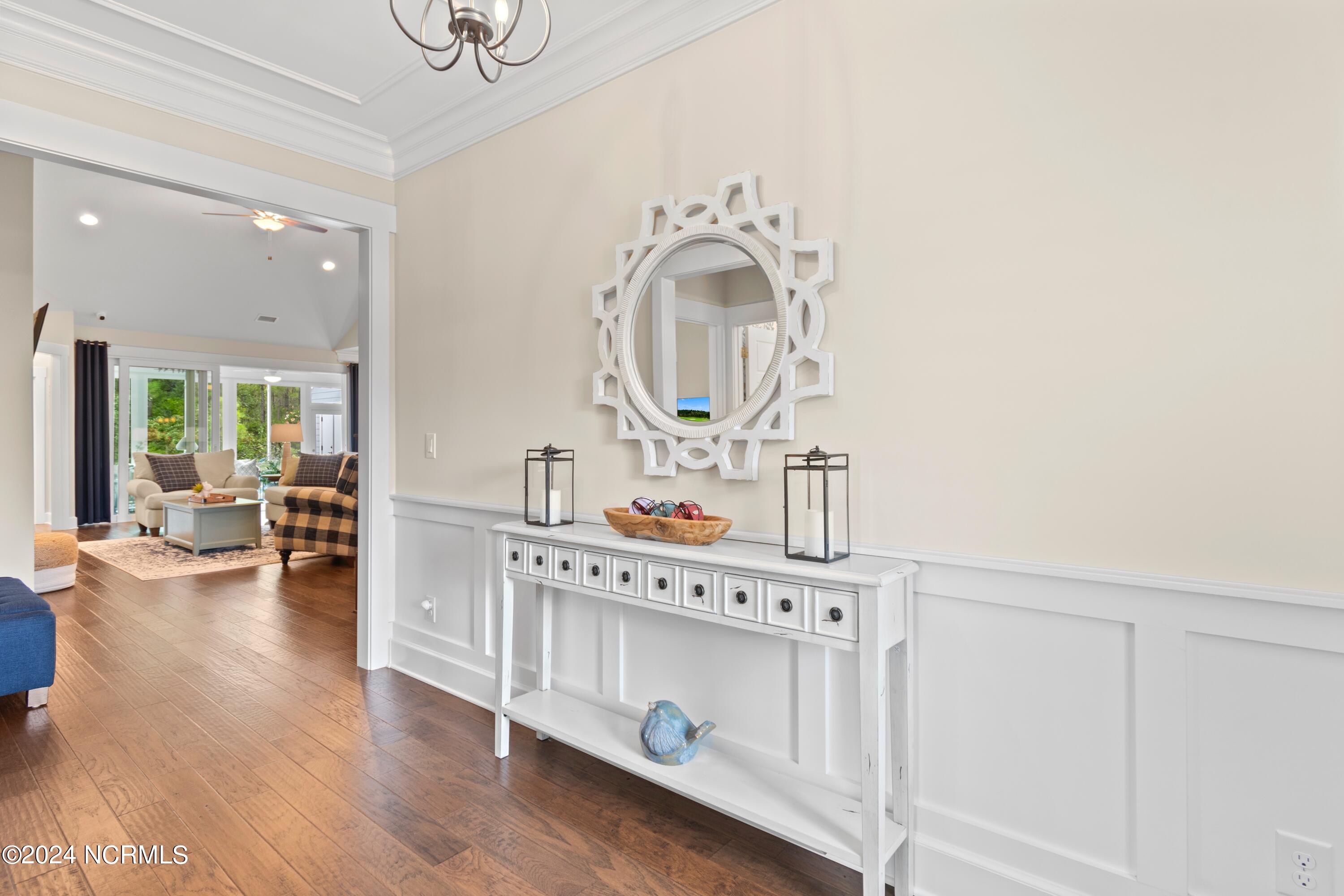 3692 Gardenia Lane