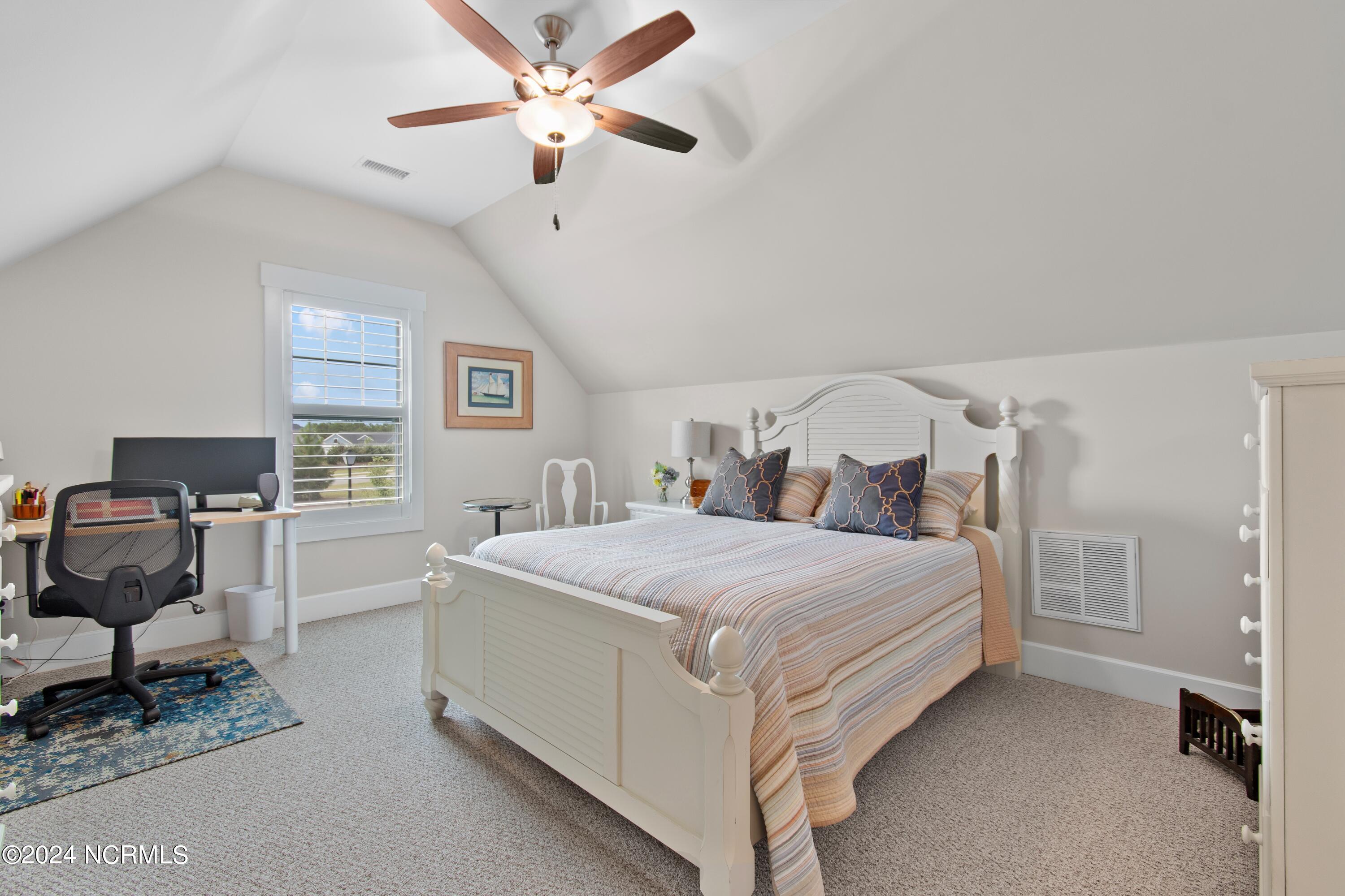 3692 Gardenia Lane