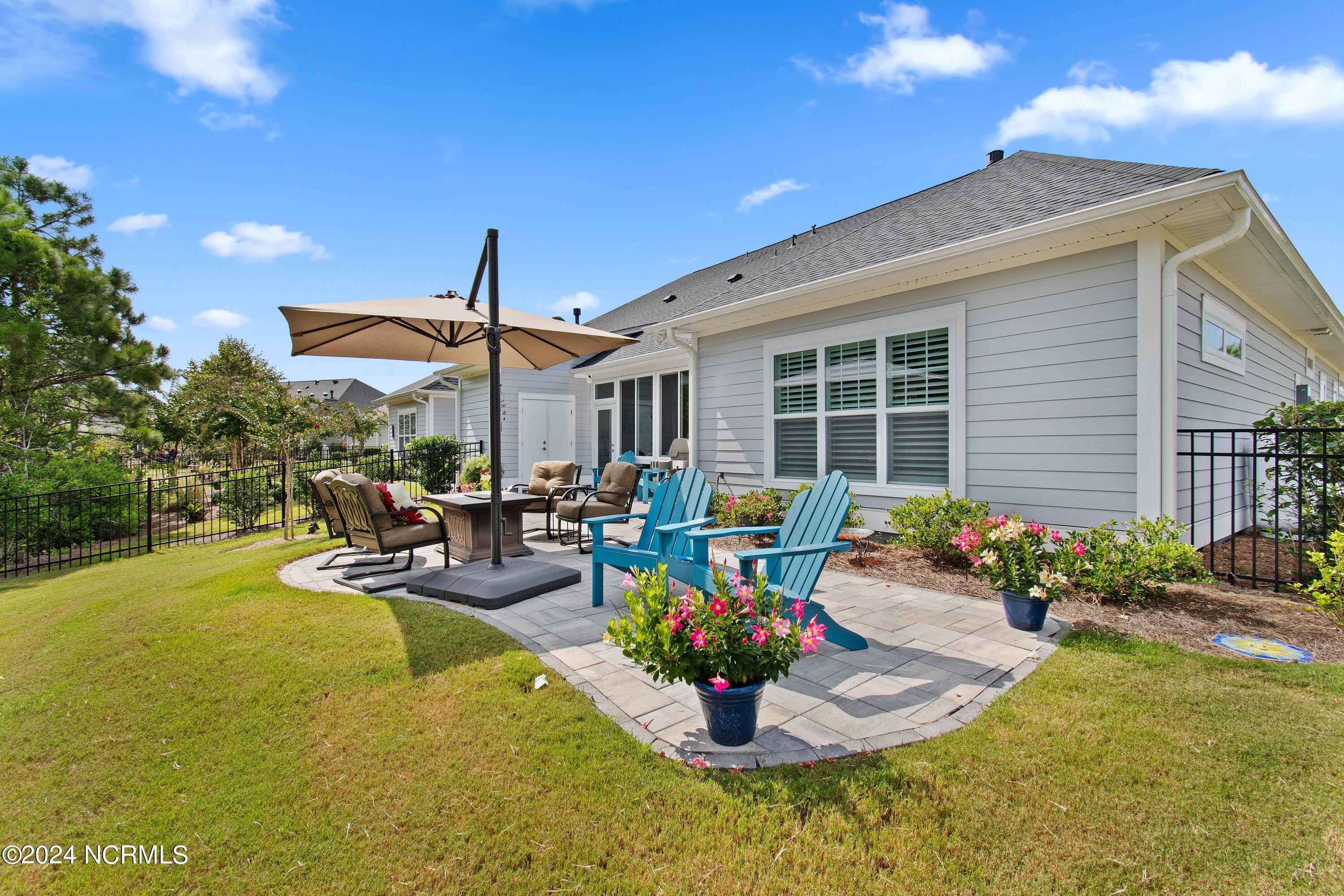 3692 Gardenia Lane