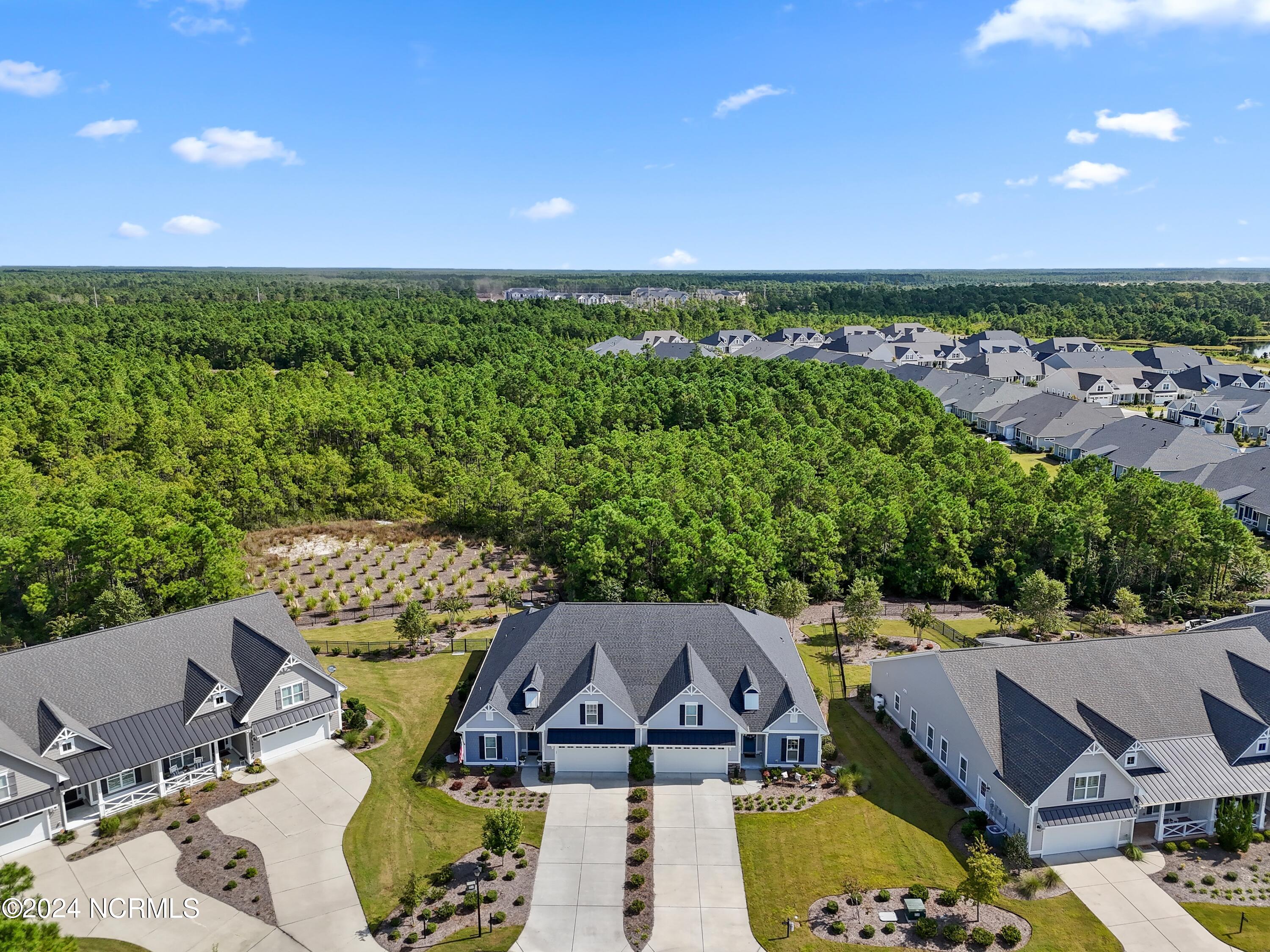 3692 Gardenia Lane