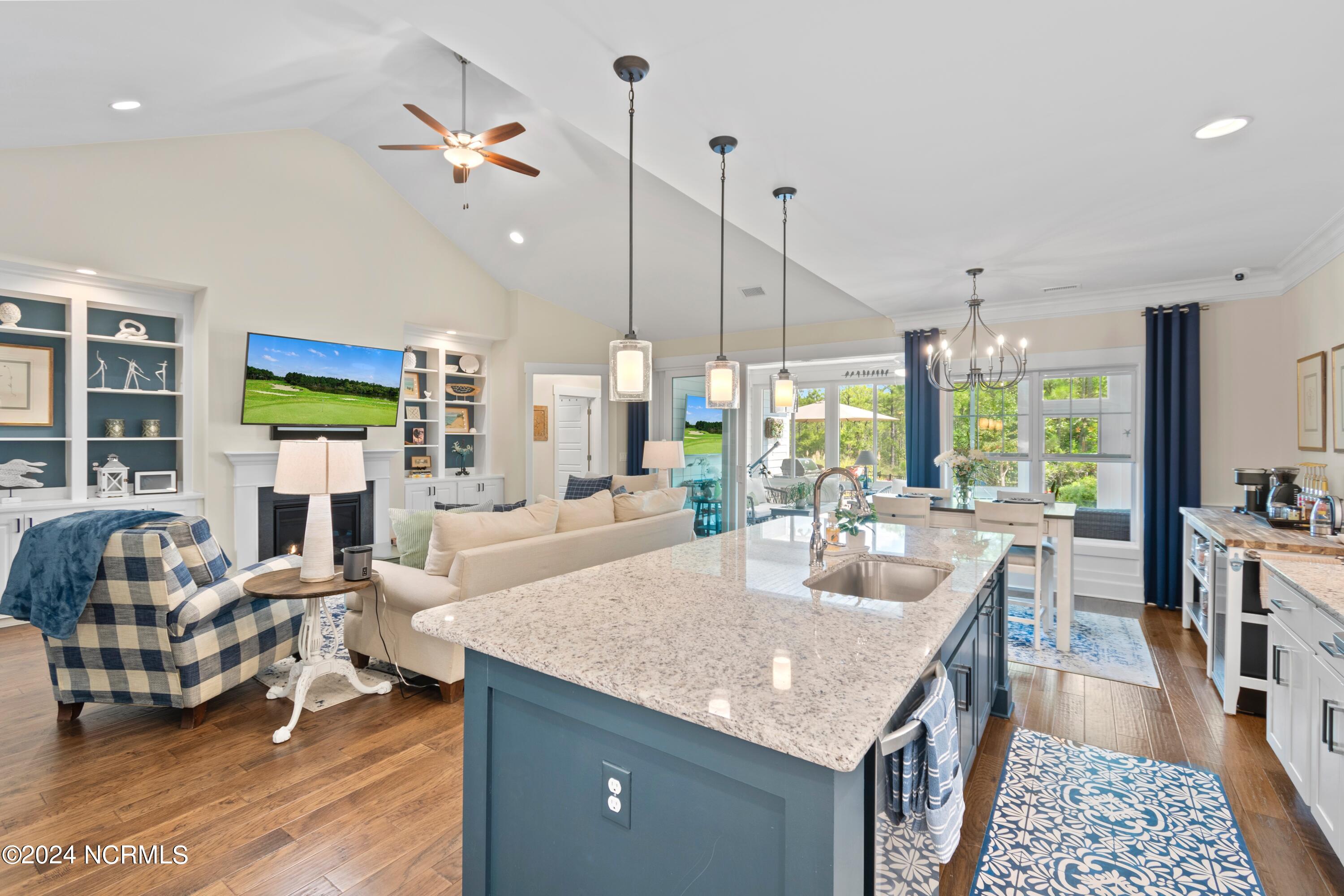 3692 Gardenia Lane