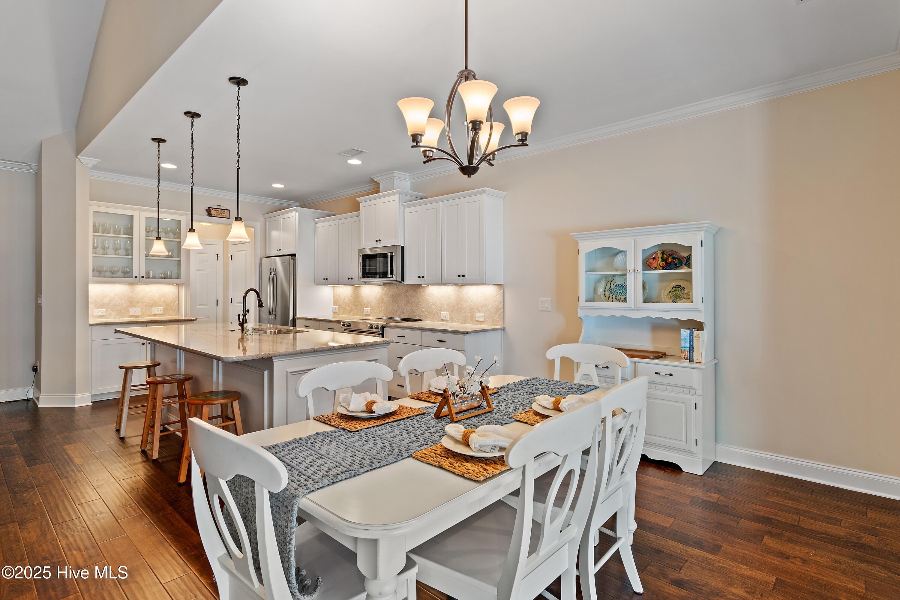 3754 Canary Lane