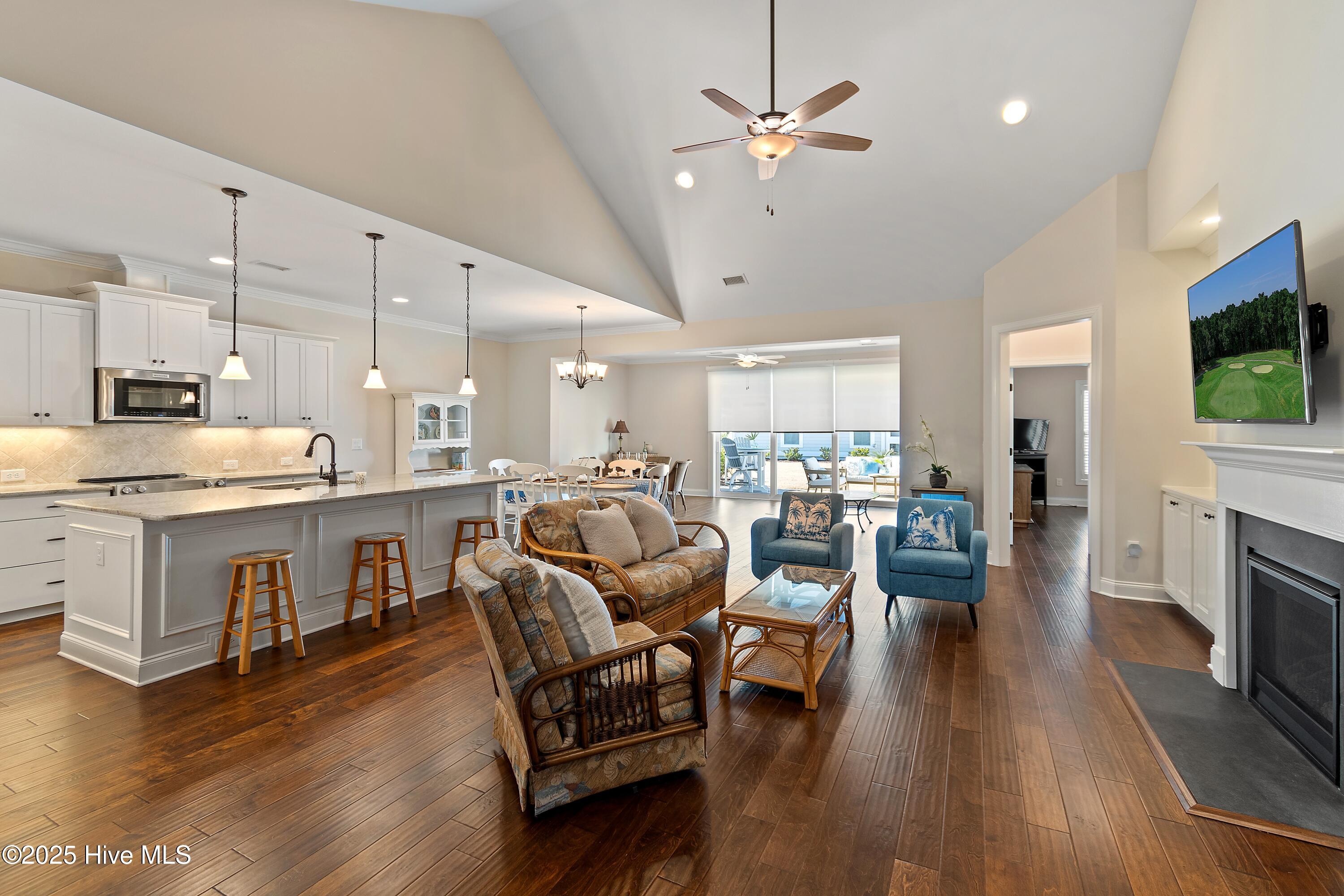 3754 Canary Lane