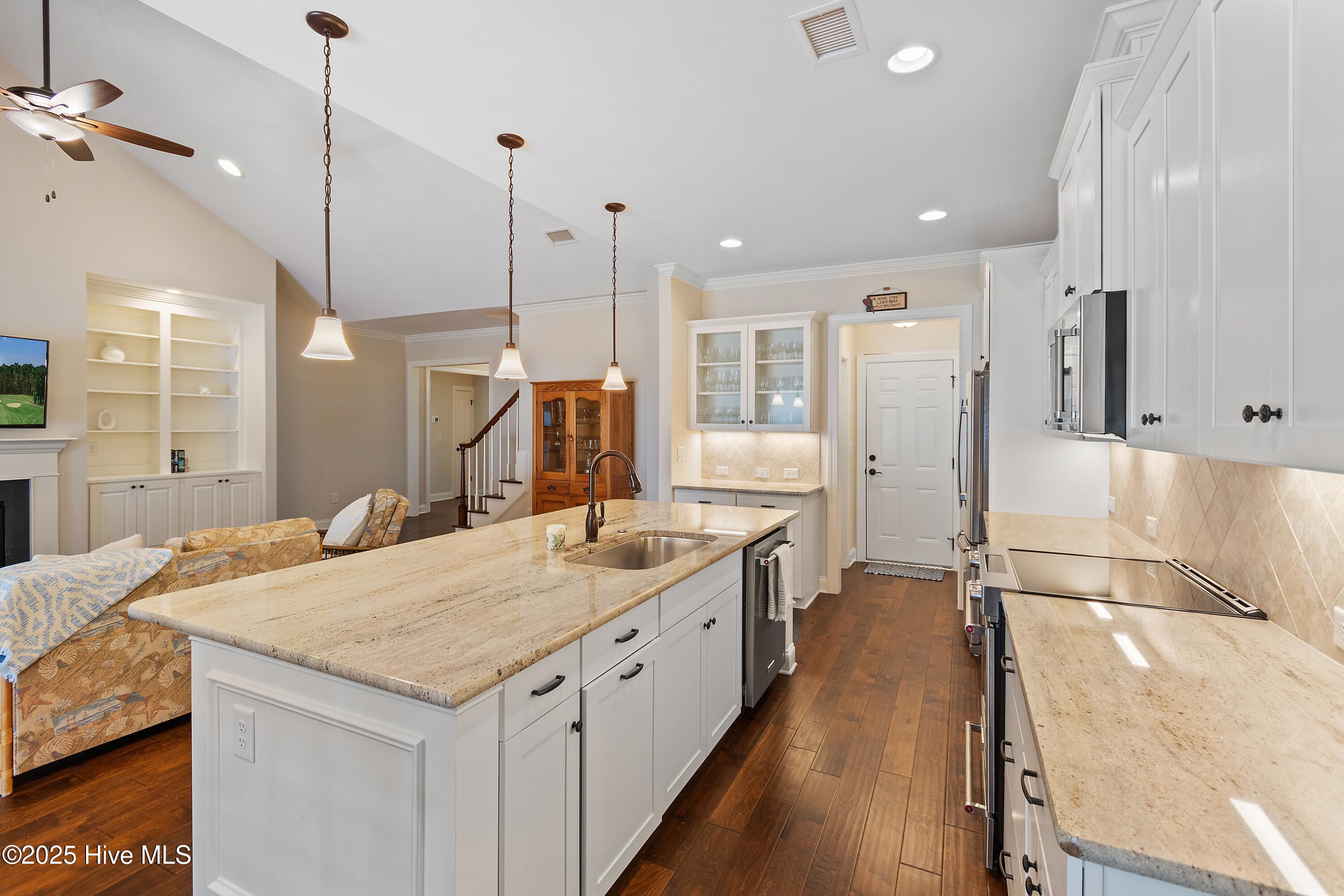 3754 Canary Lane
