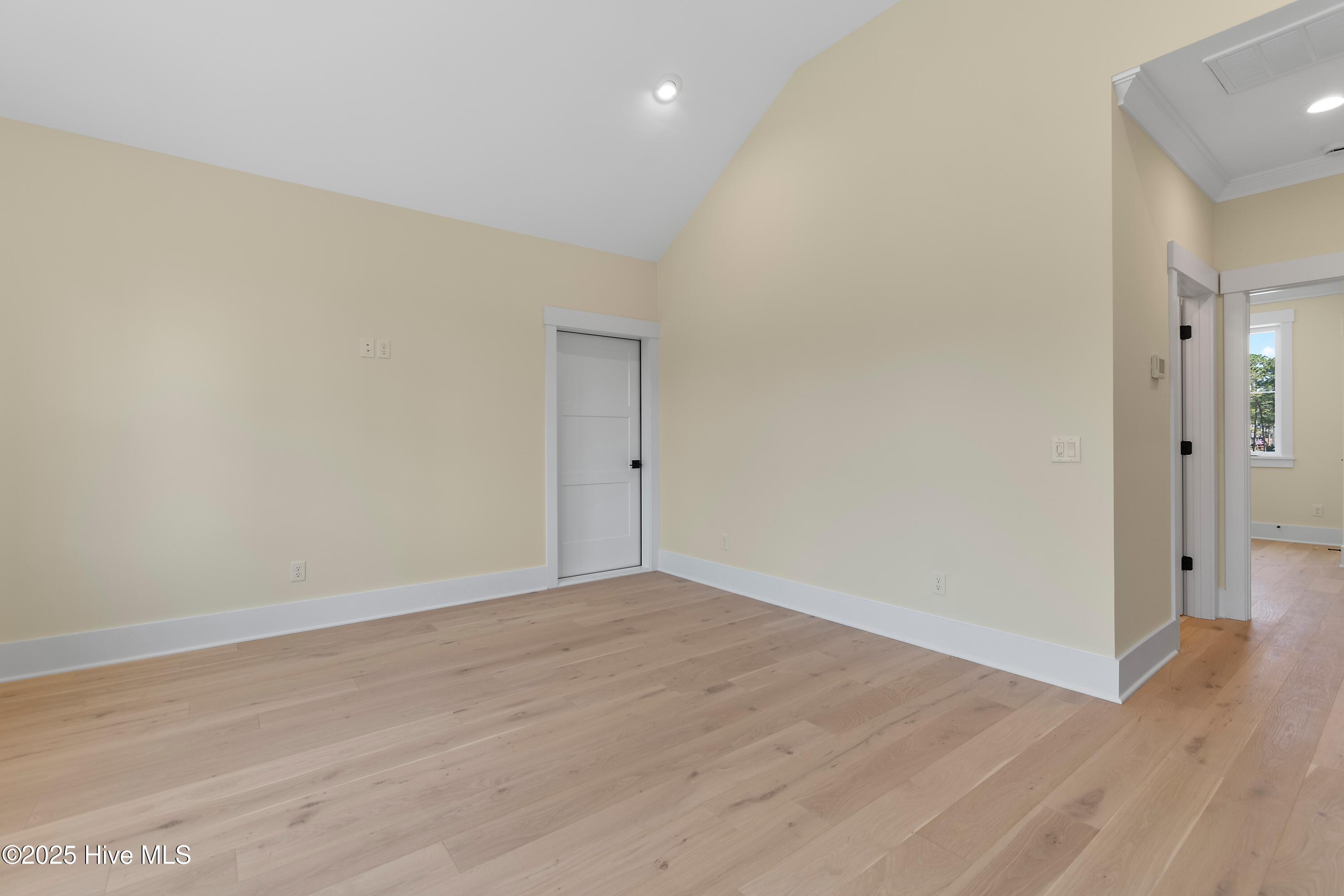 454 Springwood Drive SE