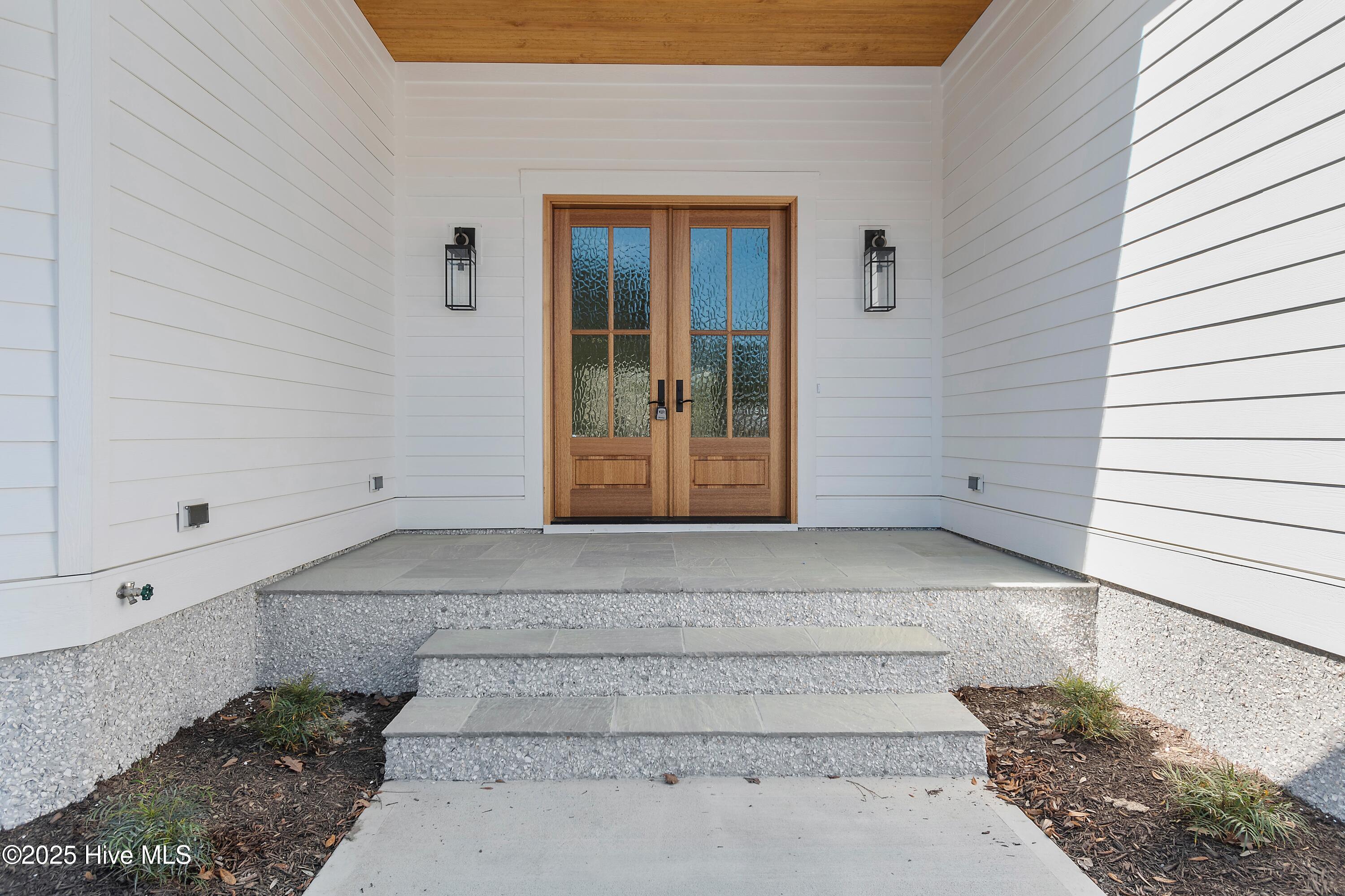 454 Springwood Drive SE
